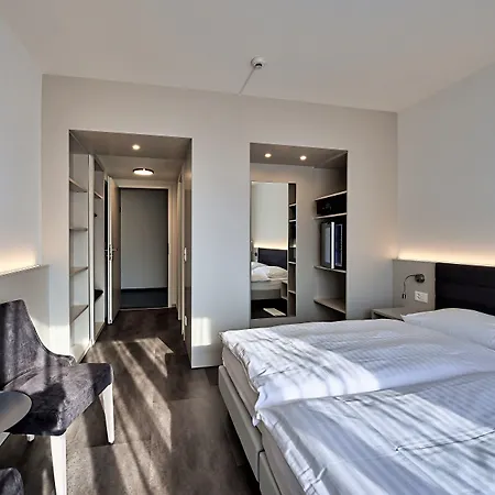 Hotel Luna Garni 3*