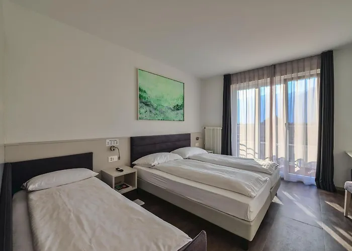 Luna Garni Szálloda 3*