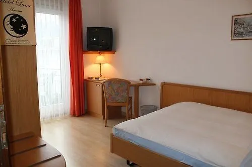 Luna Garni Otel 3*