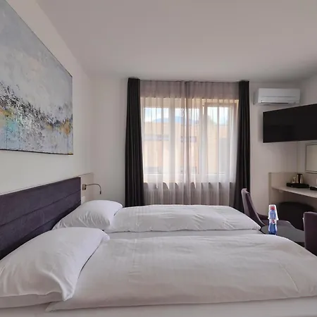 Luna Garni 3* Ασκόνα